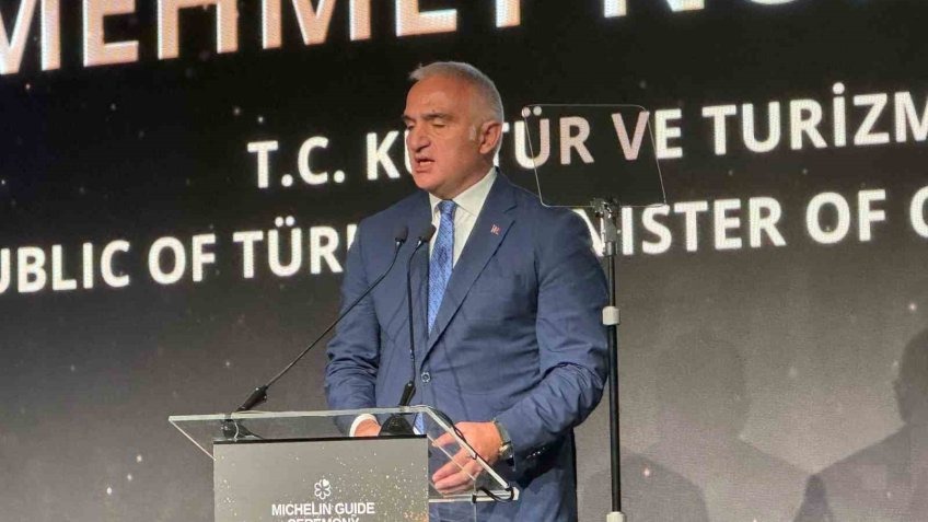 Bakan Ersoy: "Türkiye, 2024 yılının ilk 9 ayında 49,2 milyon ziyaretçiyi ağırladı ”