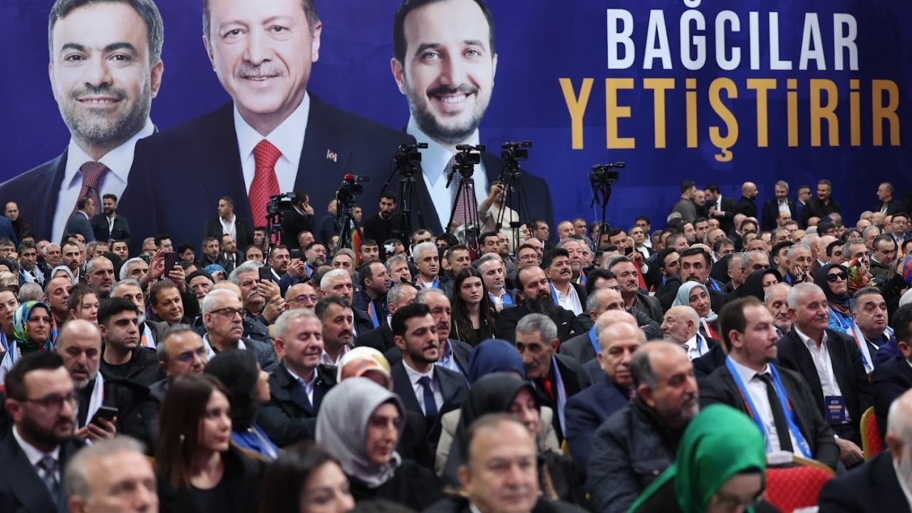 Bakan Kacır: "Biz hizmet aşkıyla siyaset yapanlarız, durmak duraksamak bilmeyiz”