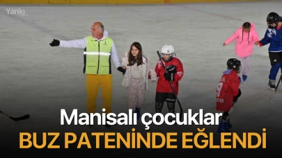 Manisalı çocuklar buz pateninde eğlendi