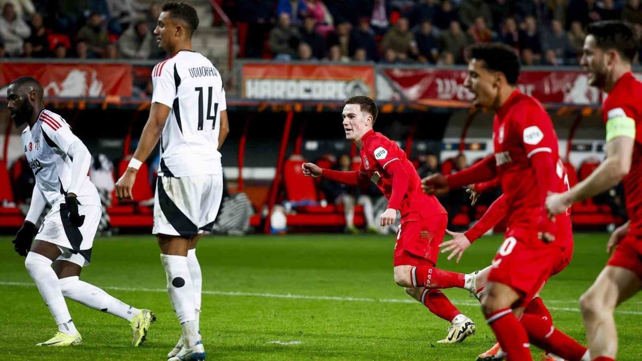 UEFA Avrupa Ligi: Twente: 1 - Beşiktaş: 0 (Maç sonucu)