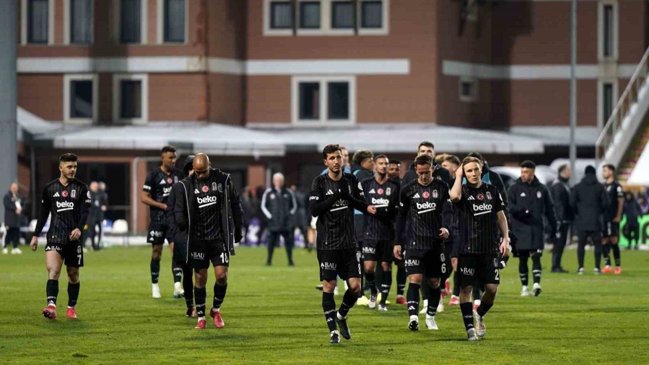 Trendyol Süper Lig: Eyüpspor: 1 - Beşiktaş: 3 (Maç sonucu)