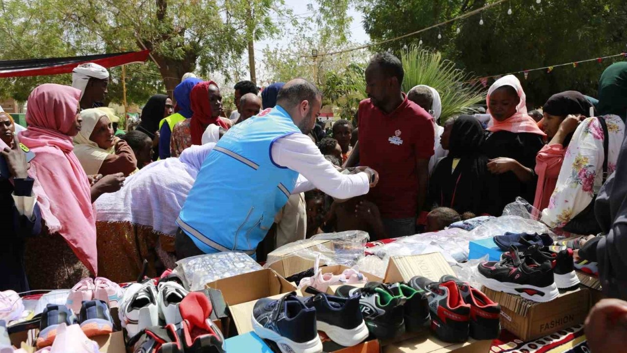 TDV, Sudan’da 48 bin kişiye Ramazan yardımı ulaştıracak