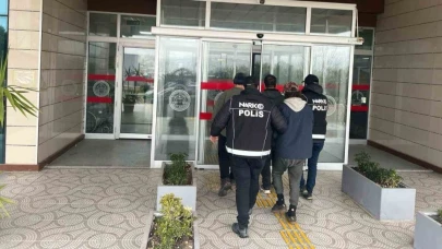 İzmir’de zehir tacirlerine operasyon: 18 gözaltı