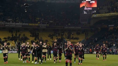 UEFA Avrupa Ligi: Fenerbahçe: 1 - Rangers: 3 (Maç sonucu)