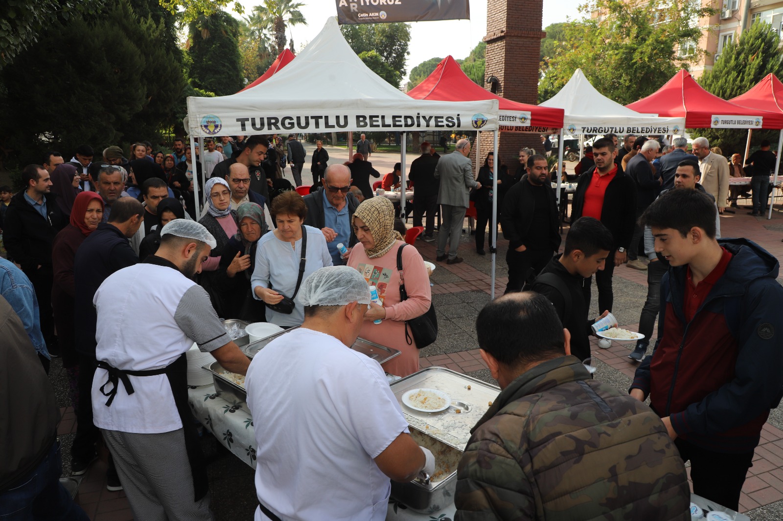 Turgutlu Belediyesi'nden 10 Kasım'da pilav hayrı