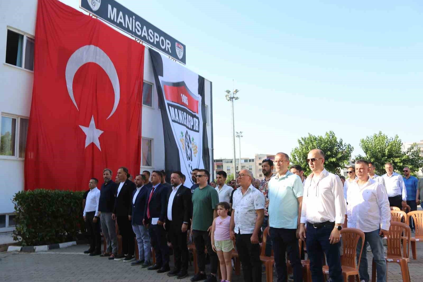 Manisaspor'un yeni Başkanı Gencay Esendağ oldu