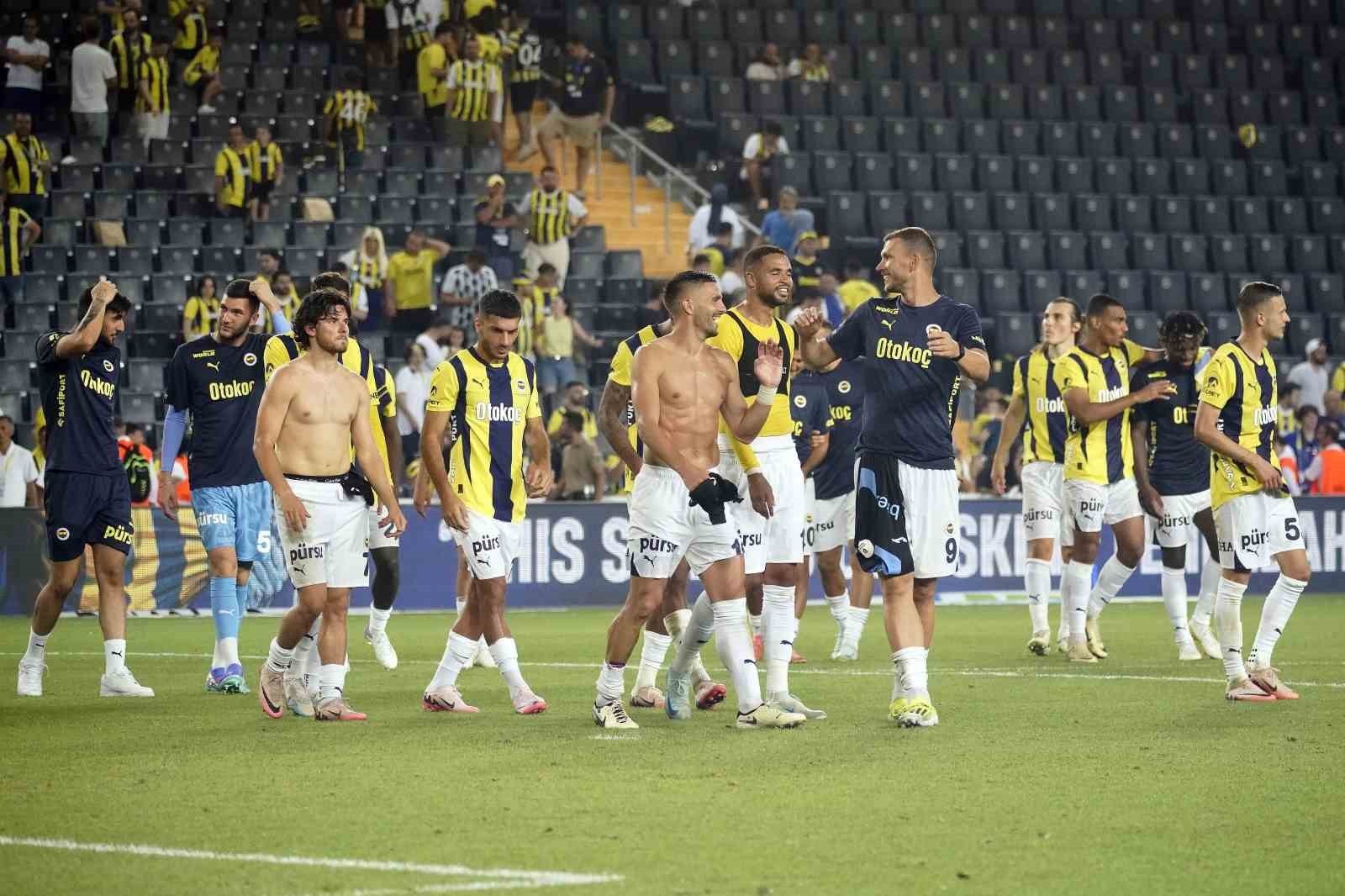 Trendyol Süper Lig: Fenerbahçe: 1 - Adana Demirspor: 0 (Maçtan kareler)