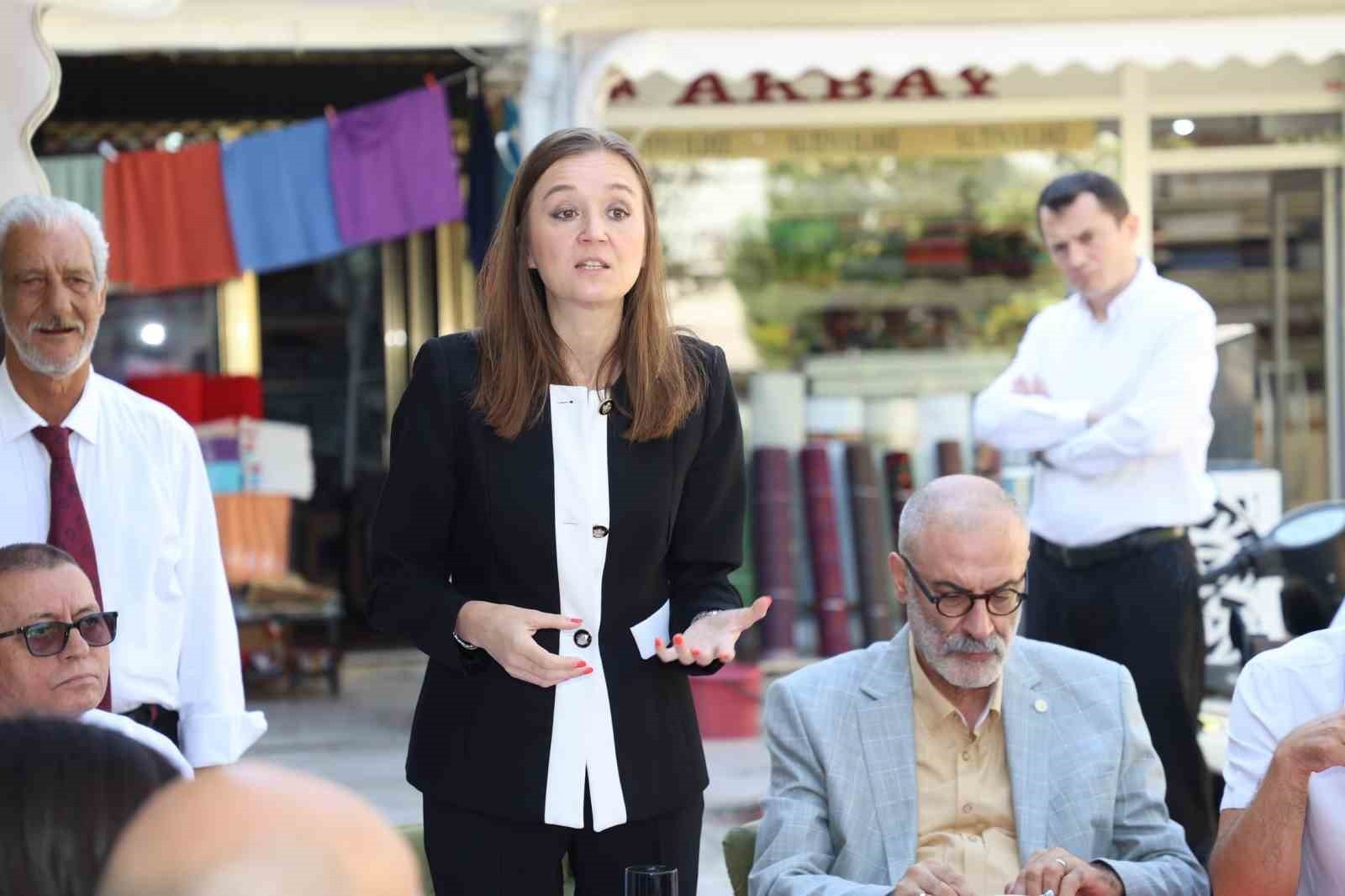 Başkan Durbay, çarşı esnafının sorunlarını dinledi