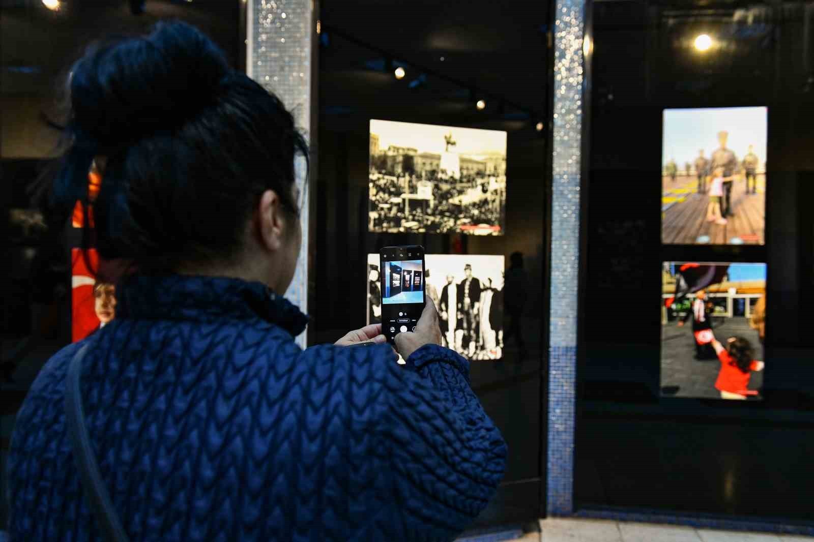 81 ilden Cumhuriyet coşkusu 'Hayatımız Cumhuriyet' sergisinde buluştu.