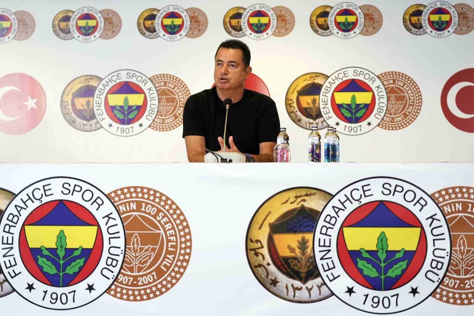 Acun Ilıcalı'dan Fenerbahçe açıklaması: "Bu sezon sistemi de devirerek şampiyonluğa koşacağız"