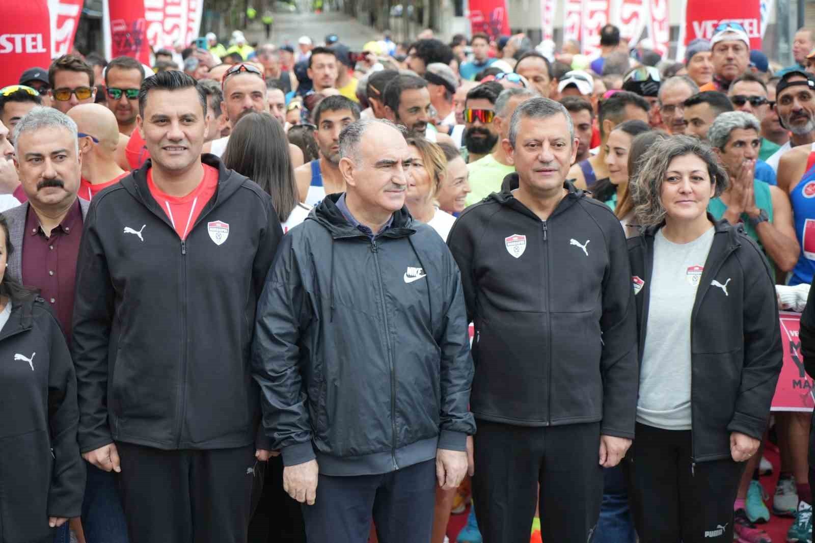 CHP Lideri Özel Meclis'e seslendi:"Bu işe kim karıştıysa bütün  mal varlıklarına kamu adına el koyalım"