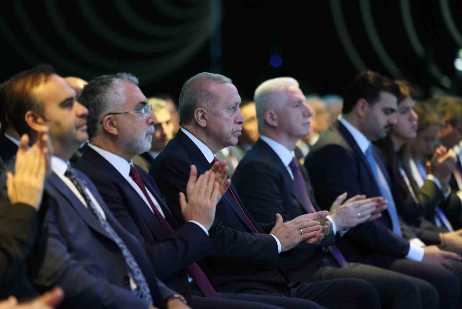 Cumhurbaşkanı Erdoğan: "Mali disiplinden asla taviz vermiyoruz"