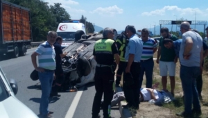 İzmir'de görevli Turgutlulu savcı ve eşi kazada yaralandı