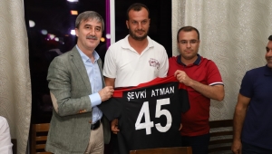 Gamalı Köftecisi Turgutluspor’a yeni sezonda başarılar diledi