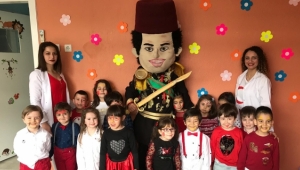 Minikler 23 Nisan’ı erken kutladı