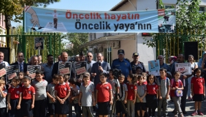 Turgutlu'da 'yaya geçidi nöbeti' farkındalık etkinliği