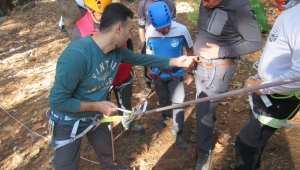 Kursiyer dağcılar uygulamalı eğitimlerini Kemalpaşa'da yaptı