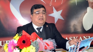 CHP'de Hüseyin Oğuz adaylığını duyurdu