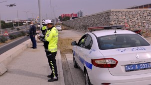 Turgutlu’da polisten ‘drone’ destekli uygulama; 45 sürücüye ceza!