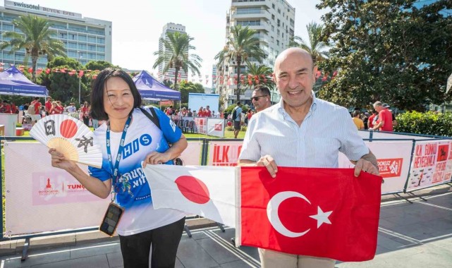 9 Eylül İzmir Yarı Maratonu'nda kurtuluş coşkusu