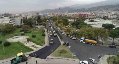 Salihli'ye sıcak asfalt çalışması