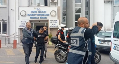 İzmir'de 15 dakikada yakalanan kuyumcu soyguncuları tutuklandı!