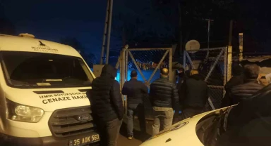 İzmir'de oğlu tarafından bıçaklanan kadın hayatını kaybetti