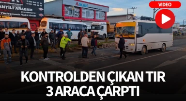 Turgutlu'da kontrolden çıkan tır 3 araca çarptı (VIDEO)