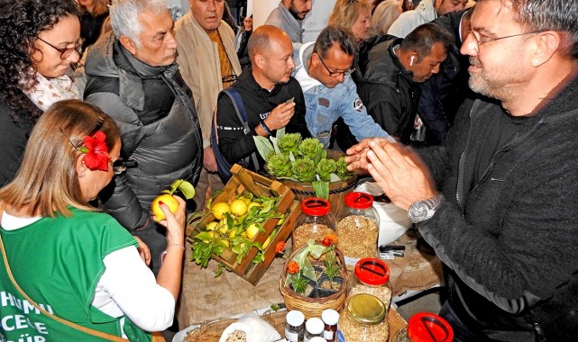 Çeşme'de Yerel Tohum Takas Şenliği