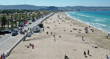 Ünlü tatil merkezi Çeşme'de nüfus 1 milyona dayandı