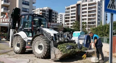 Yunusemre'de temizlik çalışmaları devam ediyor