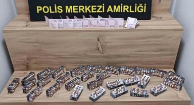 Binlerce sentetik hapla yakalanan zehir taciri tutuklandı