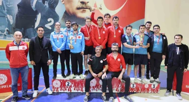 Manisa'da yapılan Yurtlar arası masa tenisi bölge grup müsabakaları tamamlandı