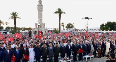 İzmir'de 15 Temmuz anması programı gerçekleşti