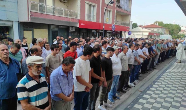 Manisa'da MASKİ çalışanına gözü yaşlı veda