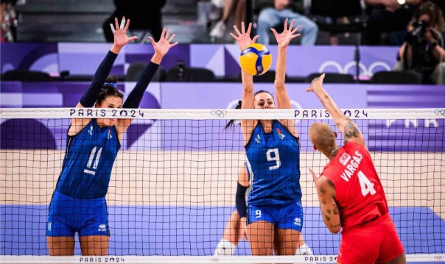 A Milli Kadın Voleybol Takımı, İtalya'ya mağlup oldu