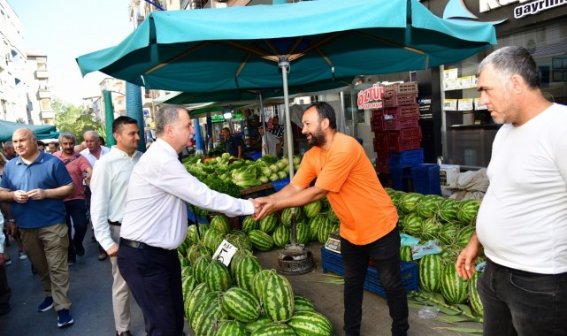 Başkan Balaban, Karaköy pazarı esnafını dinledi