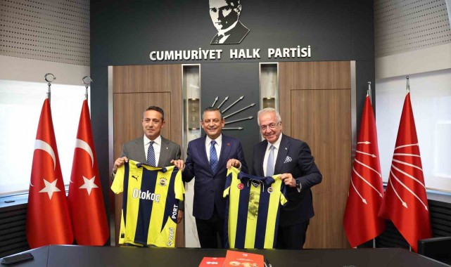 Fenerbahçe'den siyasi parti ziyaretleriyle ilgili iddialara yanıt