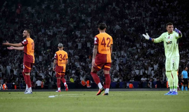 Galatasaray sezona yenilgiyle başladı