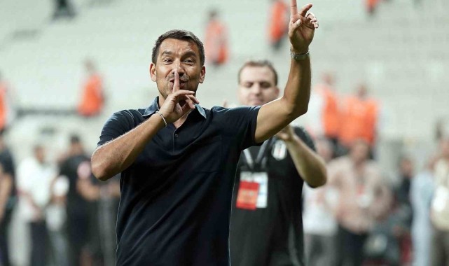 Giovanni van Bonckhorst, Beşiktaş taraftarını kırmadı