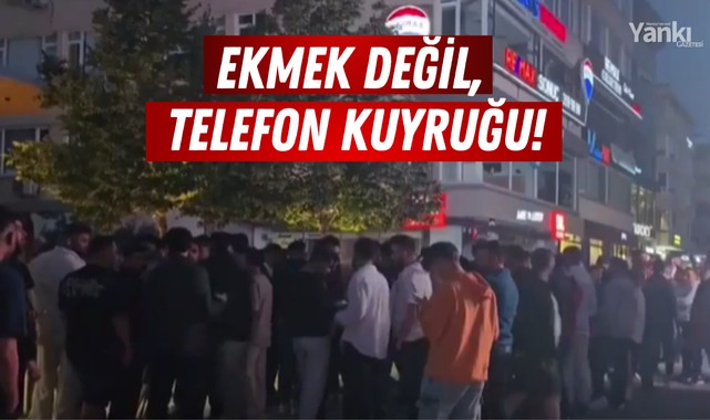 Ekmek değil, telefon kuyruğu!