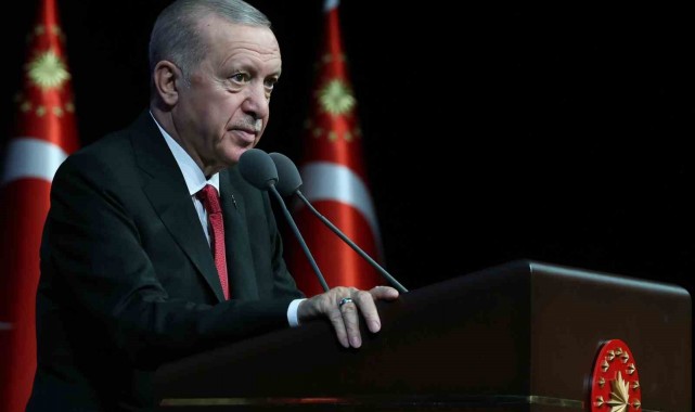 Erdoğan: "Adaletin reyting ve etkileşim avcılığına kurban edilmesine göz yummamalıyız"