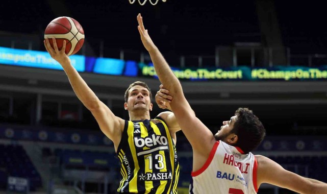 Fenerbahçe, hazırlık maçında Bahçeşehir Koleji'ni 97-80 mağlup etti