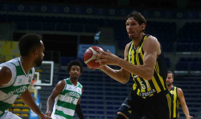 Fenerbahçe, hazırlık maçında Bursaspor'u 107-66 mağlup etti