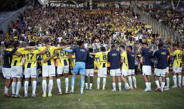 Fenerbahçe, Kasımpaşa'ya karşı galibiyet serisini 10 maça çıkardı