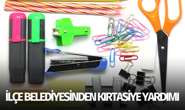 İlçe belediyesinden kırtasiye yardımı