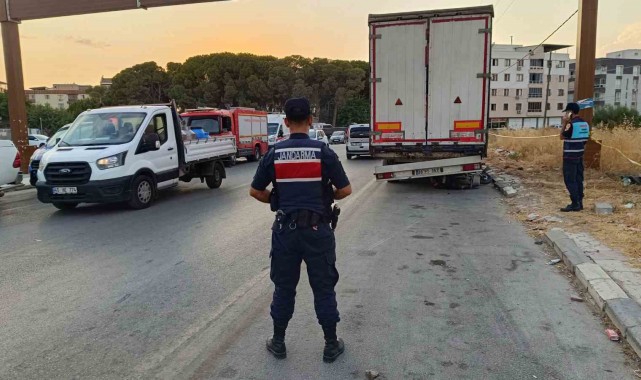 Manisa'da 1 kişinin öldüğü kaza anı kameraya yansıdı