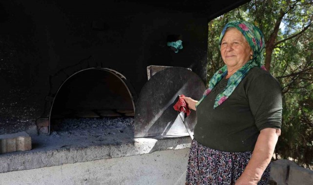 Asırlık gelenek Bıçakçı'da yaşıyor