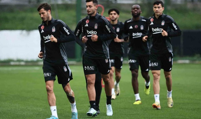 Beşiktaş'ta Eintracht Frankfurt maçı hazırlıkları başladı