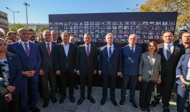 CHP lideri Özel, terör saldırısında ölenlerin anısına yapılan anıtın açılışına katıldı